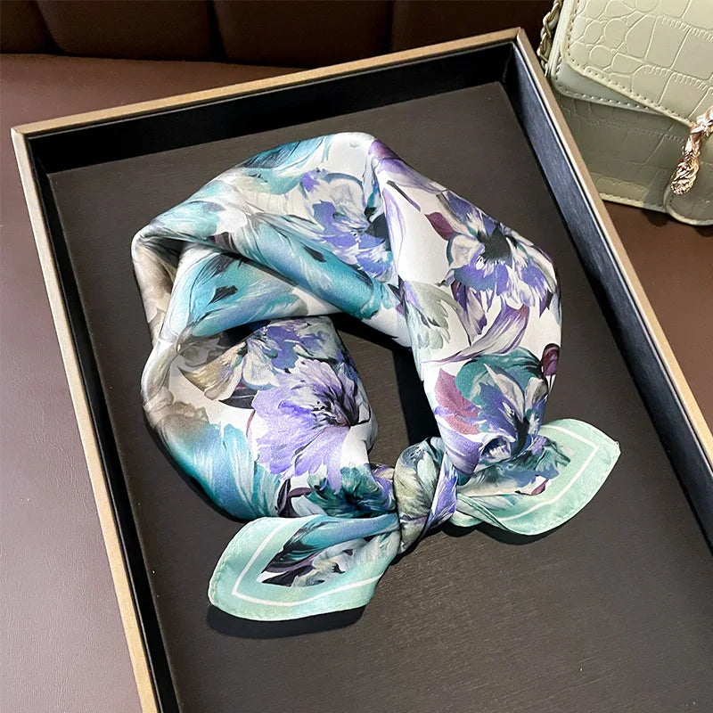 Carré en soie- Foulard élégant