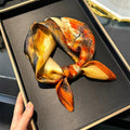 Carré en soie- Foulard élégant