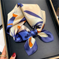 Carré en soie- Foulard élégant