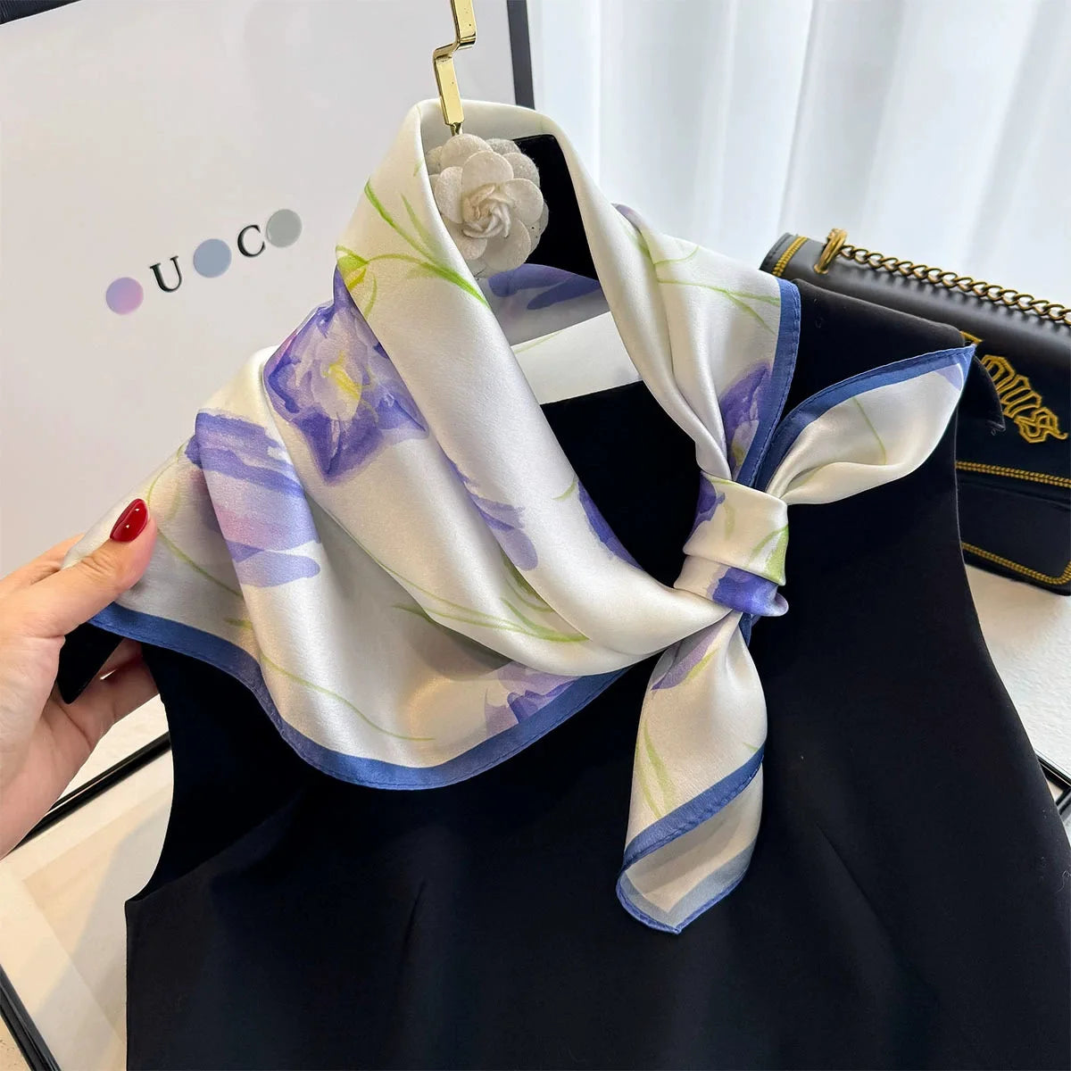 Idéal cheveux fins ou bouclés. BLANC VIOLET 