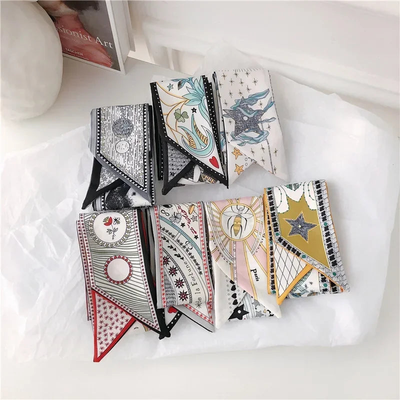 Foulard en soie l'accessoire beauté indispensable