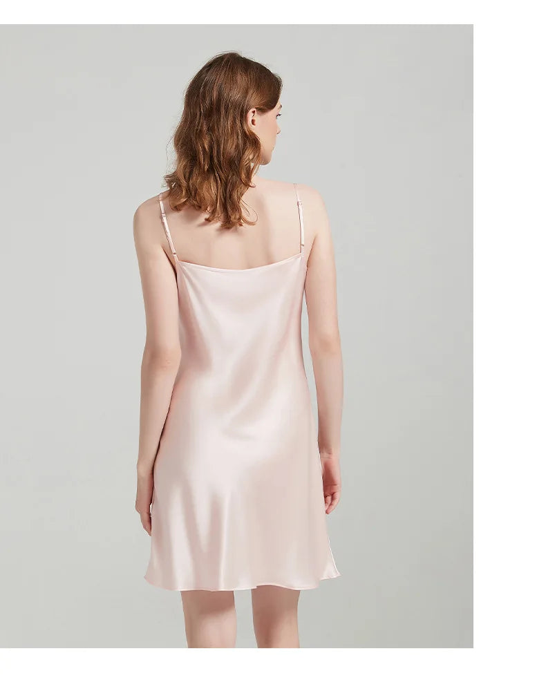 Pyjama en soie longue – home dress sleepwear élégant. rose