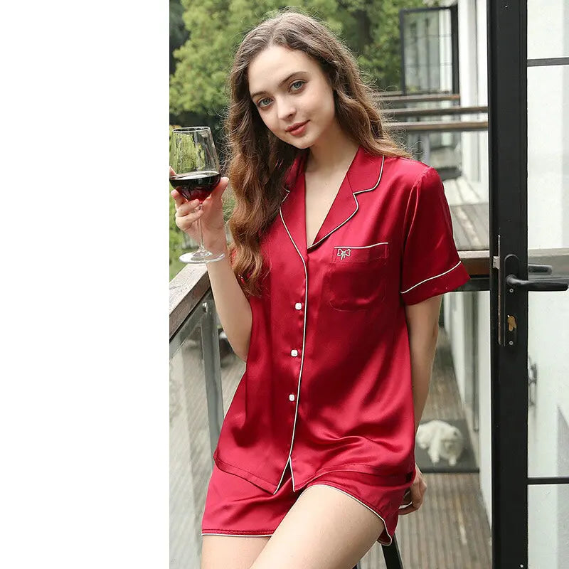 PYJAMA EN SOIE ROUGE CHEMISE ET SHORT