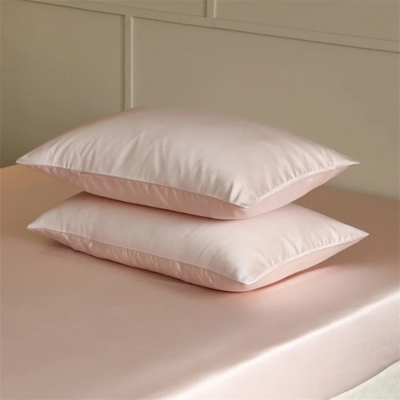 Taies d’oreiller en soie Essence et soie Couleur rose, poudré, texture lisse, antistatique
