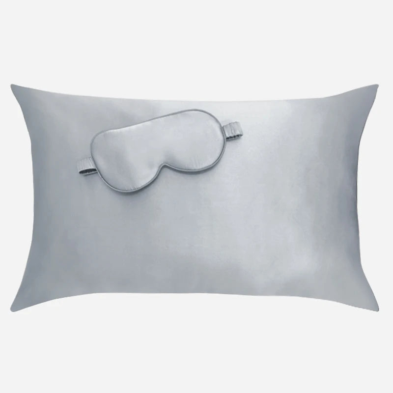 Taie d'oreiller en soie et marque de nuit assortie essence et soie couleur grise proetege la peau et les cheveux