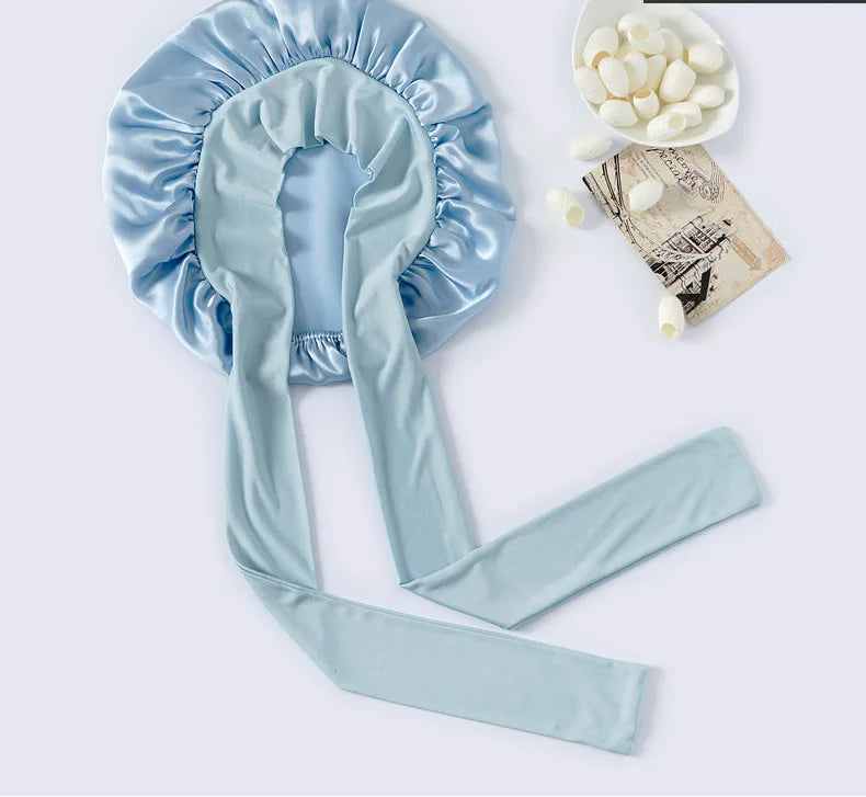 Réduction des frisottis avec bonnet en soie 19 Momme bleu 