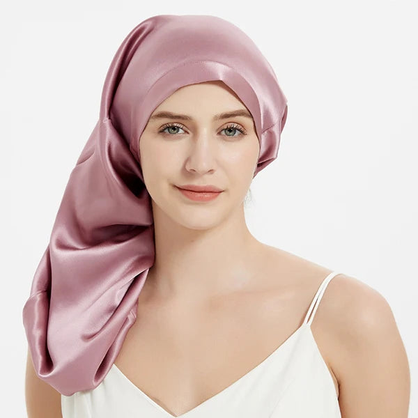 Bonnet de sommeil en soie  avec ajustement pour cheveux longs rose