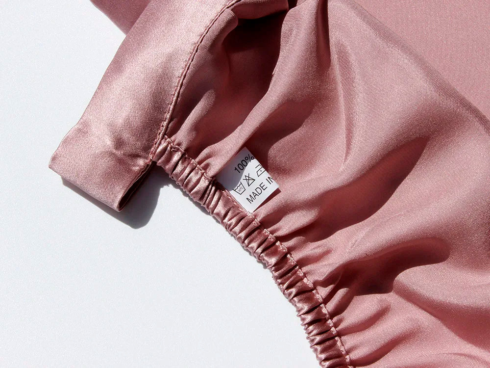 Bonnet de nuit en soie 16 Momme noir avec rubans ajustables