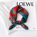 Carré en soie- Foulard élégant