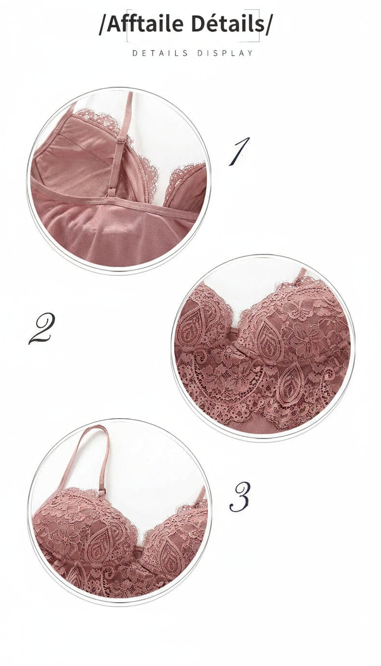 Détail du soutien intégré de la nuisette en soie rose