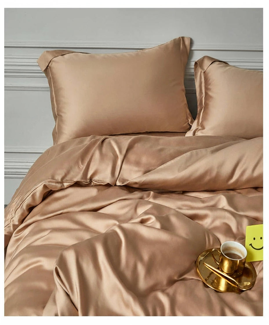 Parure de lit soie adaptée aux peaux sensibles beige