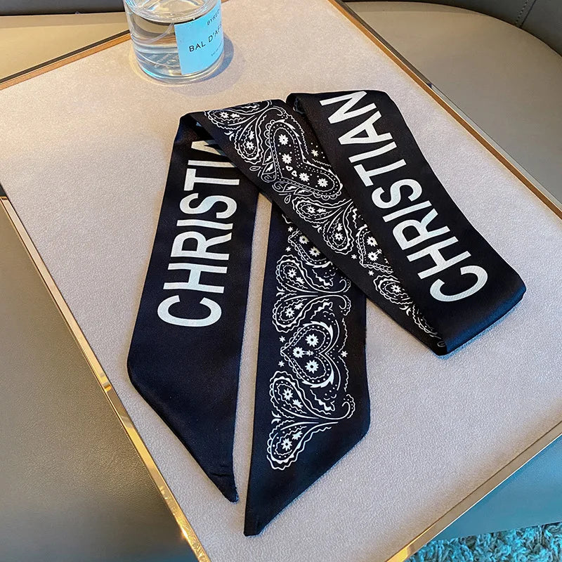 Foulard en soie accessoire beauté Gamme Noir et blanc