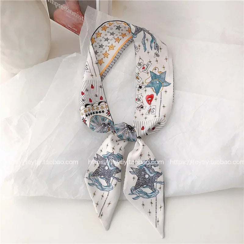 Foulard en soie l'accessoire beauté indispensable