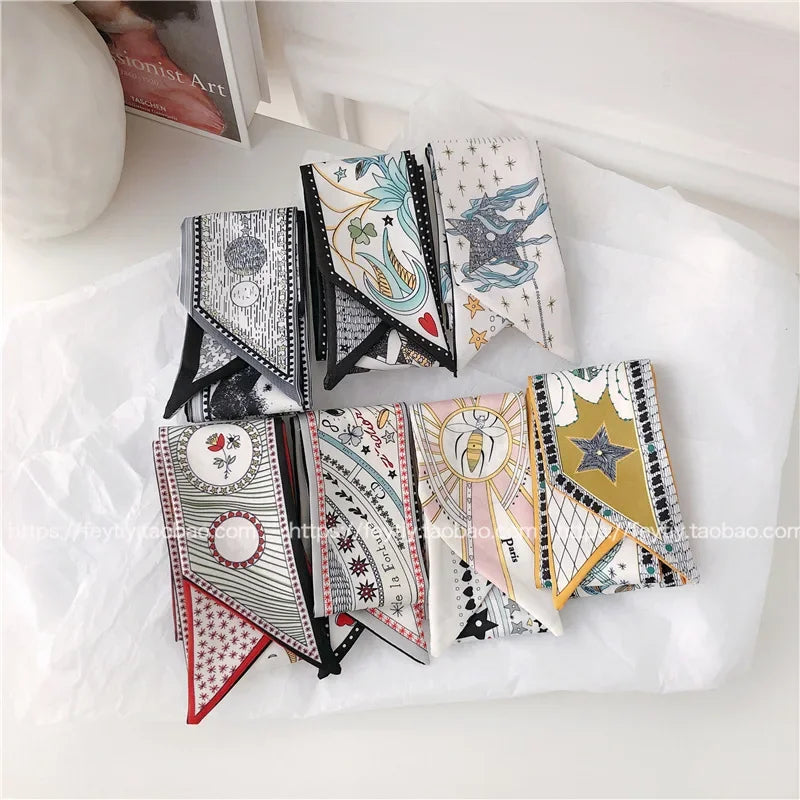 Foulard en soie l'accessoire beauté indispensable