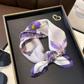 carré en soie femme fleur de lys violet