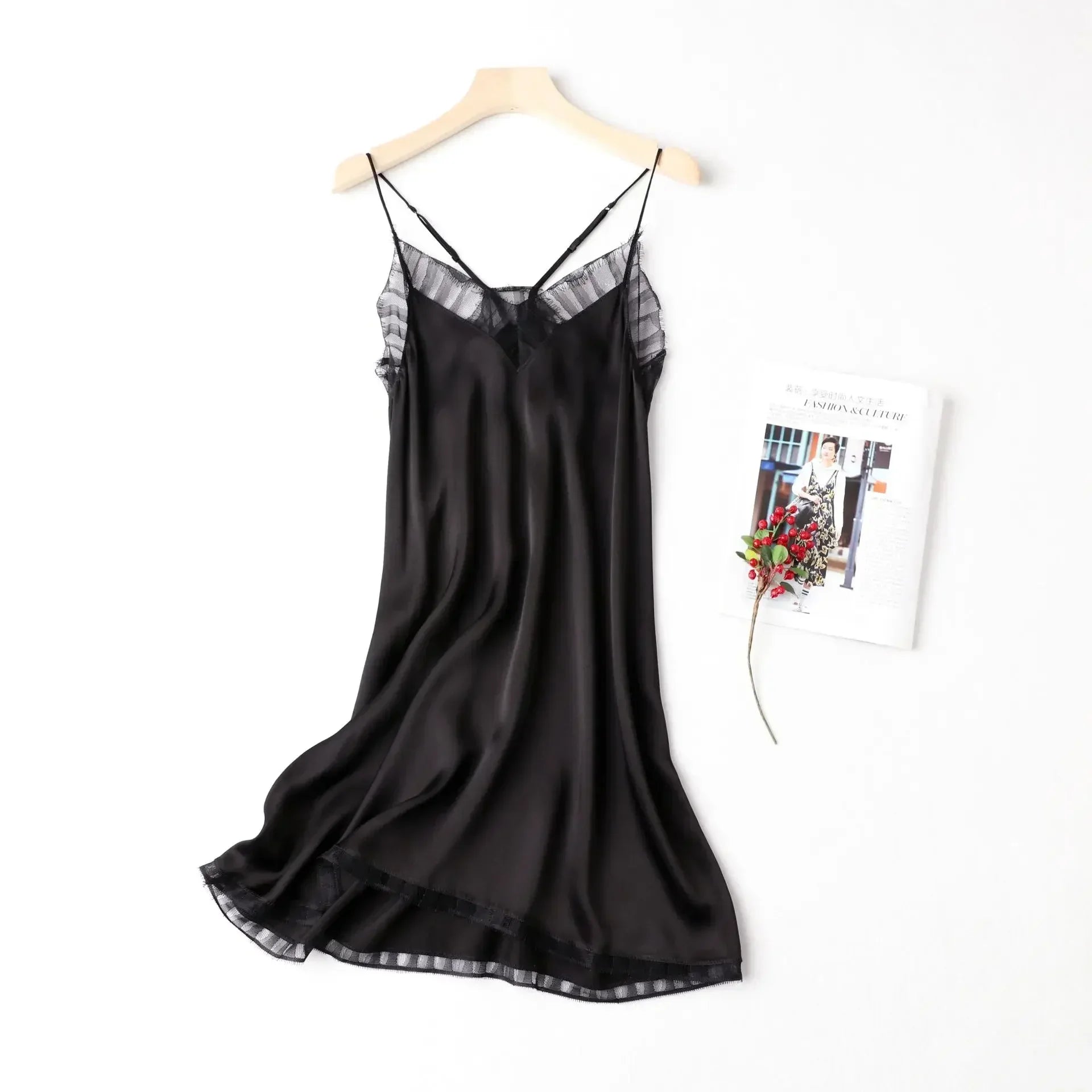 Nuisette femme Mulberry soie, idée cadeau élégante noir