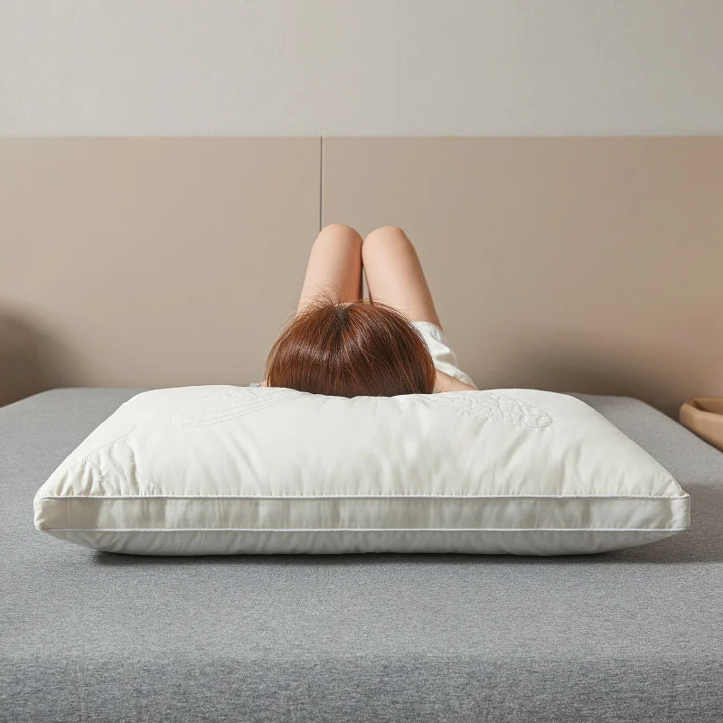 oreiller en soie essence et soie garni de soie 