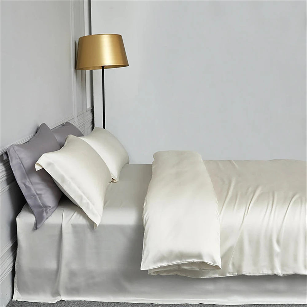 Parure de lit en soie de mûrier naturelle luxe blanc
