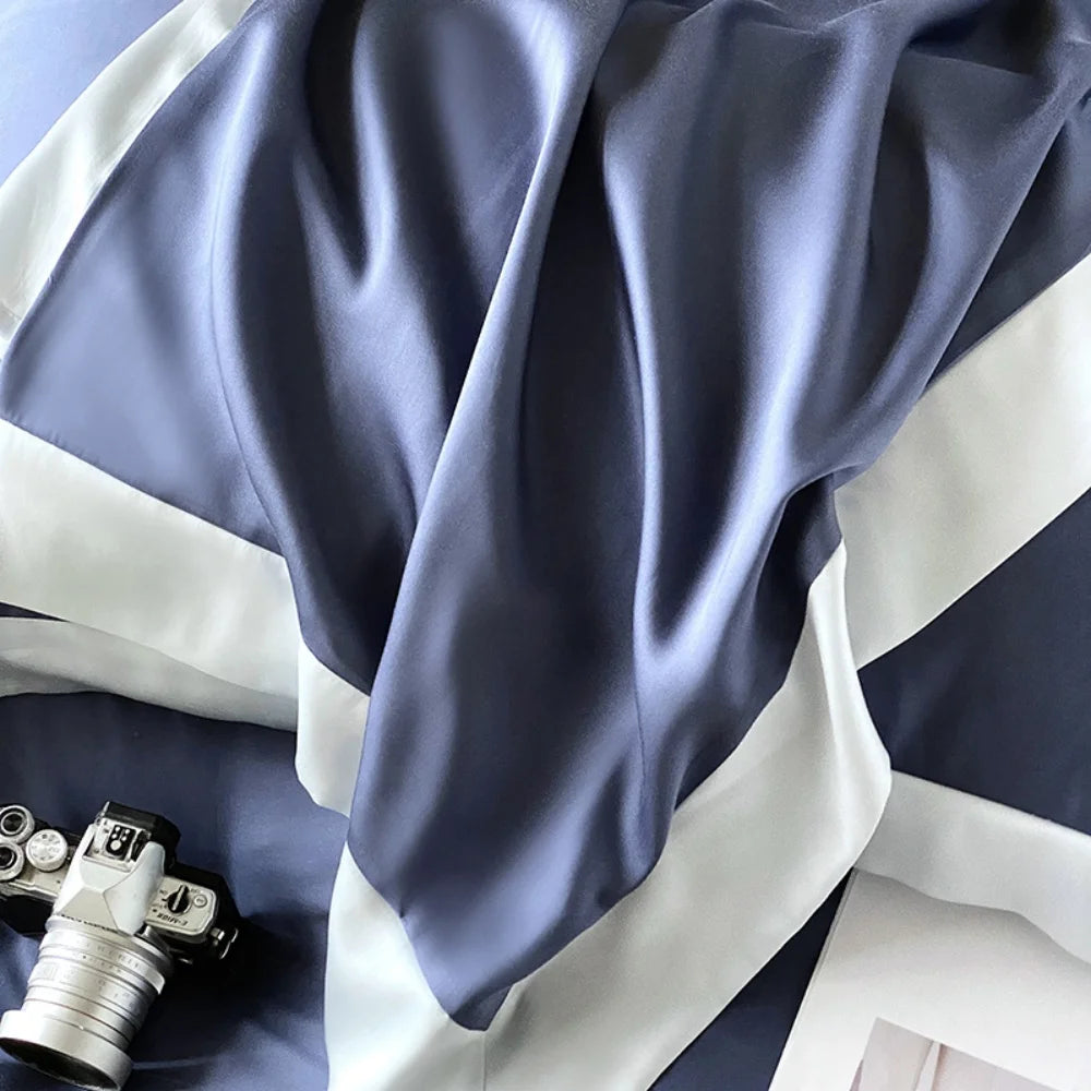 Taies d’oreiller assorties en soie bleue