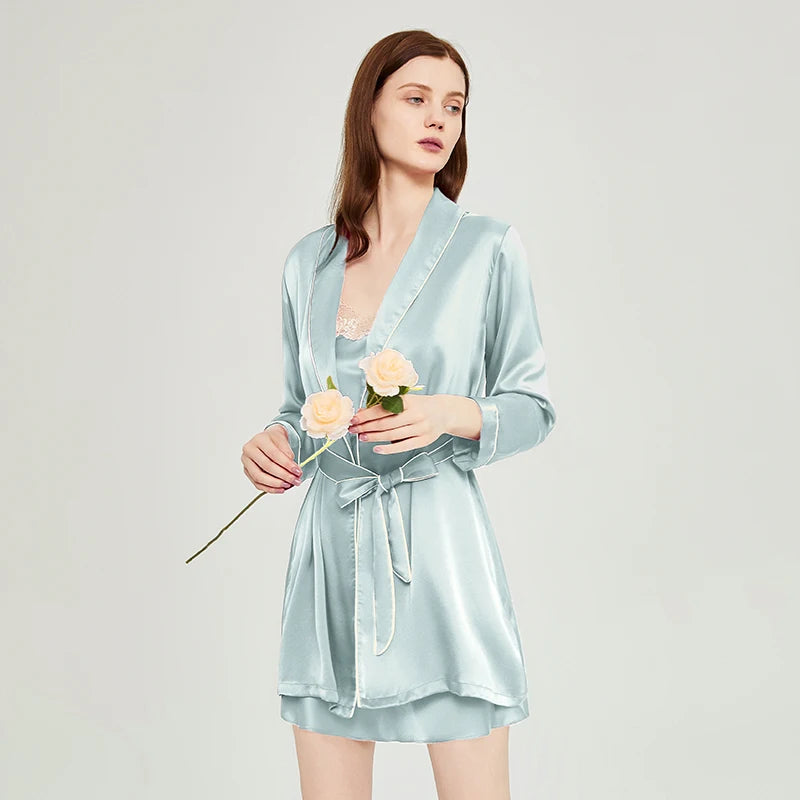 Kimono soie longue manche bleu ciel